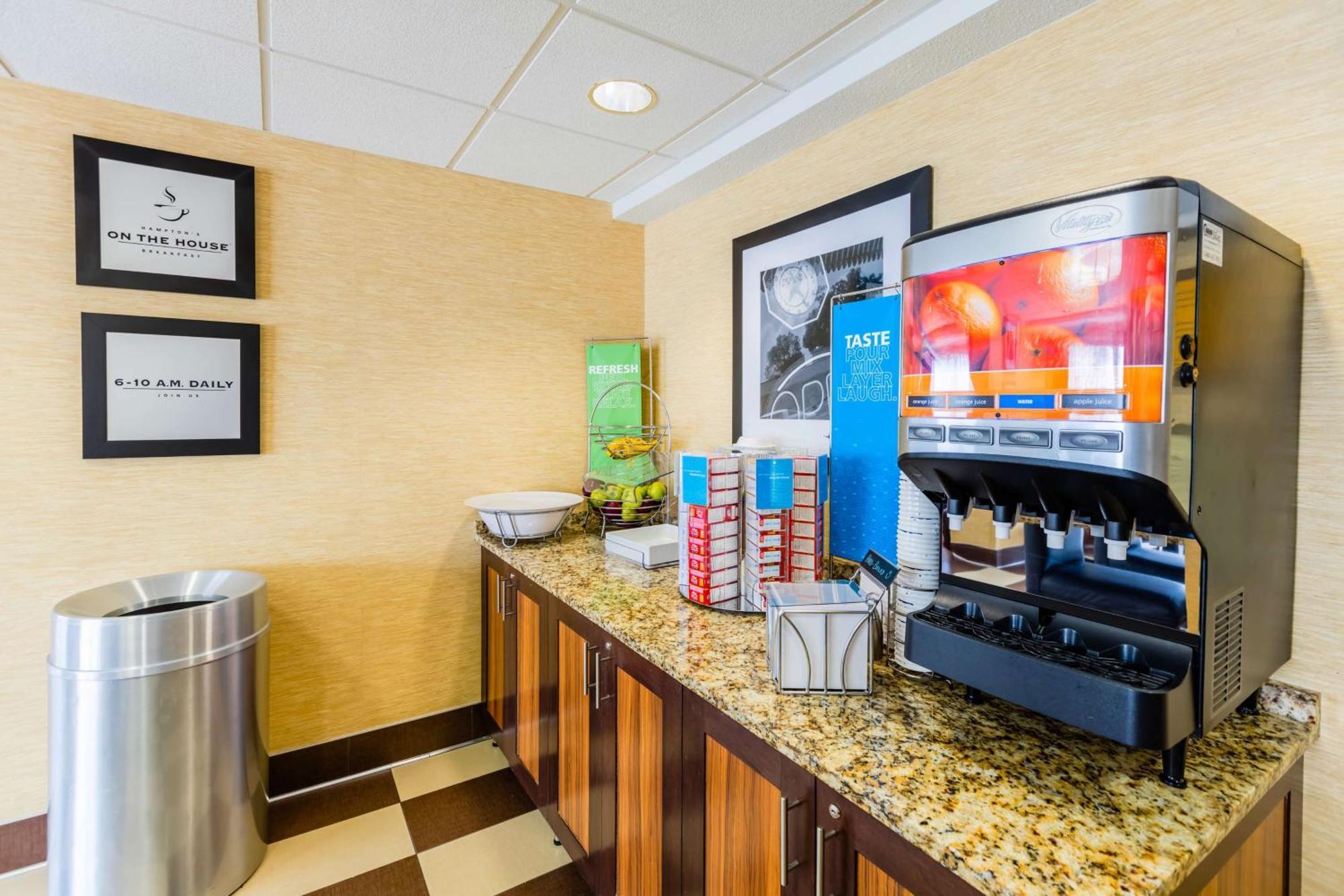 Saint Charles Hampton Inn St Charles St Peters מראה חיצוני תמונה