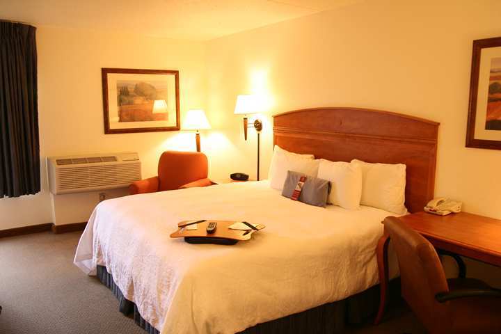 Saint Charles Hampton Inn St Charles St Peters חדר תמונה